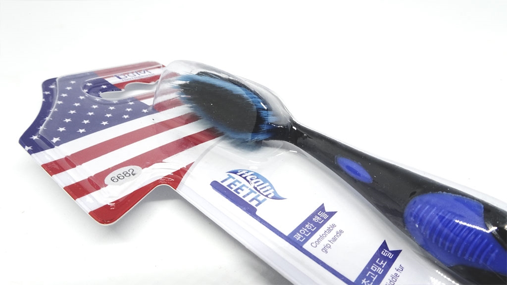 Bàn chải đánh răng Nano cao cấp BEIDEMA Hàn Quốc 6682 cờ Mỹ